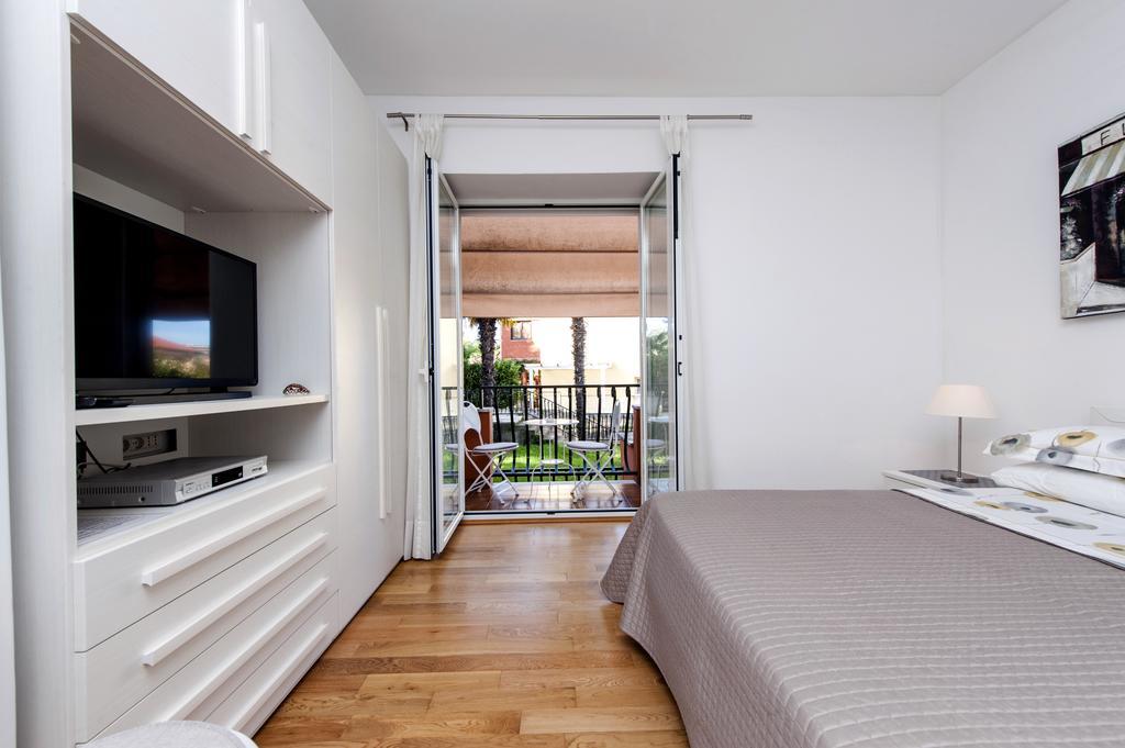 Corte Dei Merli Suite & Room ロヴィニ 部屋 写真