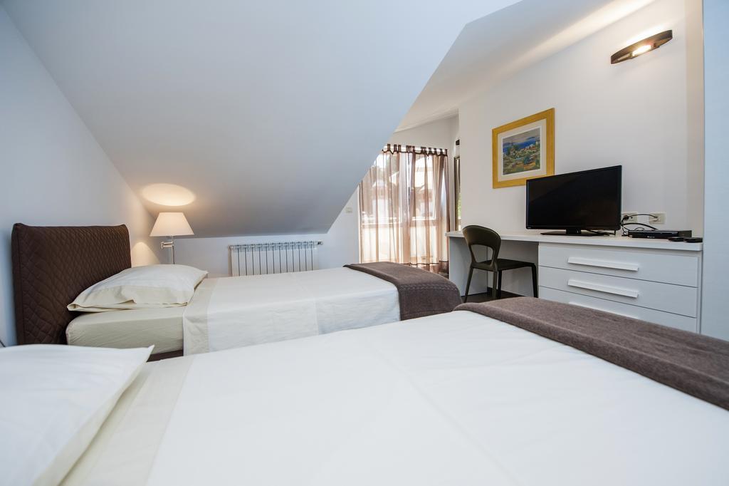Corte Dei Merli Suite & Room ロヴィニ 部屋 写真